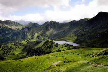 Fototapeta na wymiar Hiking in Pyrenees