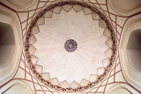 Main dome ceiling of Ranakpur Jain temple, Rajasthan, India
