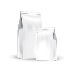 White set paper bags for bulk products, tea, coffee, spices. Package prezantation your products.