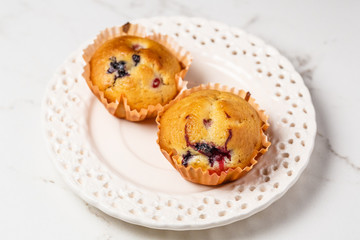 Cake with berries
