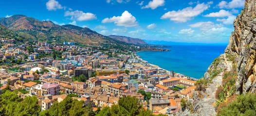 Afwasbaar Fotobehang Palermo Luchtfoto van Cefalu in Sicilië, Italië