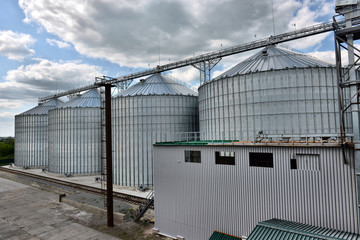 Obraz premium Building Exterior, Storage and drying of grains, wheat, corn, soy, sunflower