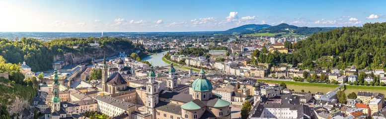 Zelfklevend Fotobehang Panoramic view of Salzburg © Sergii Figurnyi