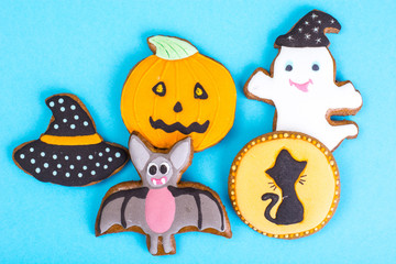 Halloween gingerbread on bright pastel color