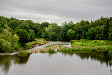 Fototapeta na wymiar River Don view at Seaton park in Aberdeen, Scotland