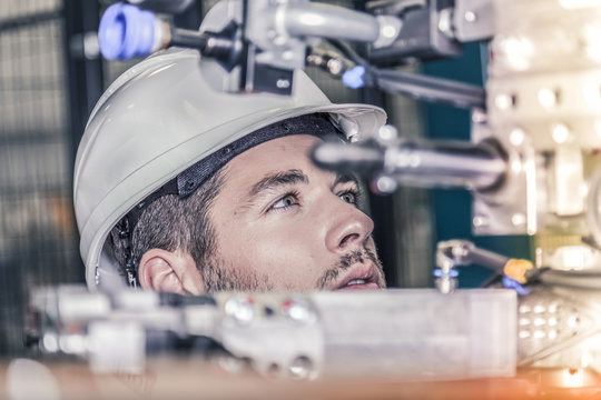 Techniker / Automotive / Robotik