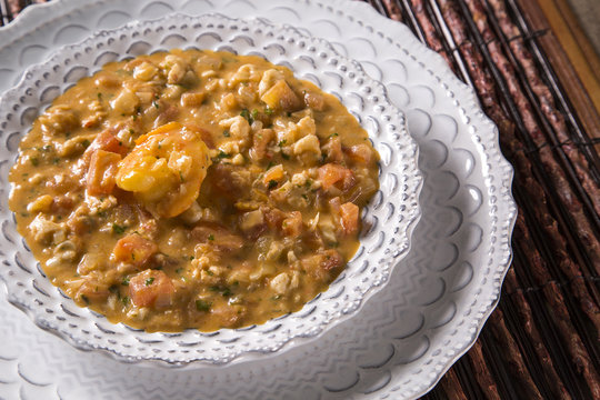 Pitu with garlic and oil, a kind of delicious crustacean !