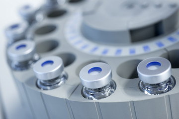 Vials in a rotating autosampler for chemical analysis