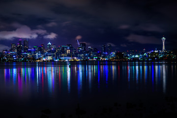Fototapeta na wymiar Seattle Skyline at Night