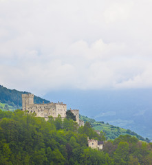 Fototapeta na wymiar Südtirol- Impressionen, Schloss Churburg im Vinschgau