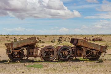 Fototapeta na wymiar Old Rusting Broken Railway Machinery in Wilderness, Uyuni, Bolivia