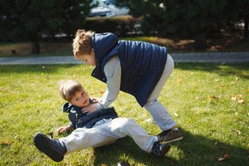Boys fighting in the Park