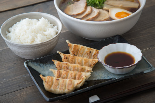 Traditional Tokyo Style Ramen With Dumpling