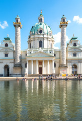 Fototapeta na wymiar The beautiful Viennese architectures