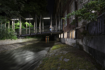 Fototapeta na wymiar Basel bei Nacht