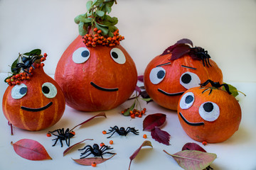 Pumpkin family congratulates on the holiday Halloveen.