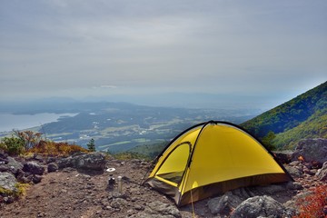 初秋・山頂のキャンプ 風景