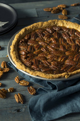 Sweet Homemade Crunchy Pecan Pie