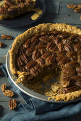 Sweet Homemade Crunchy Pecan Pie