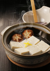 湯豆腐　Boiled tofu
