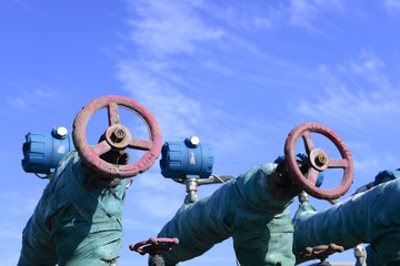 Pipeline switches, in oil fields