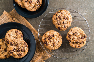 cookies with dark chocolate