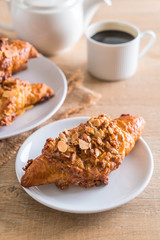 croissant with almonds