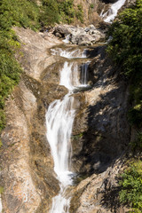 Fototapeta na wymiar 白山白川郷ホワイトロードのふくべの大滝