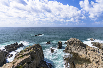 東尋坊の断崖絶壁