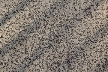 Vereiste Fläche mit Eiskristallen und Lichteinfall