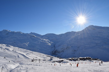 la montagne au soleil