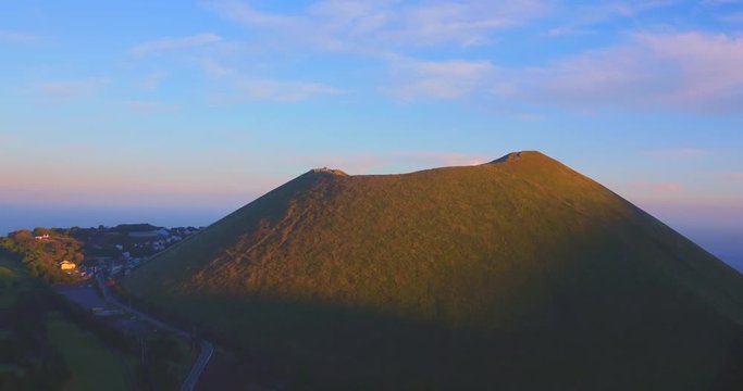 Mt. Omuro at sunset 大室山