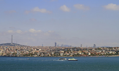 Fototapeta premium strait Bosphorus and asian part of Istanbul