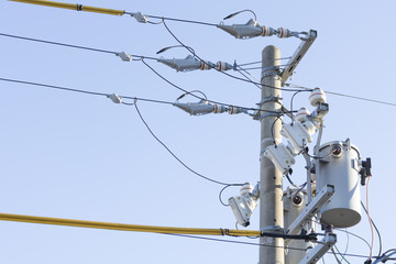 電柱と青空