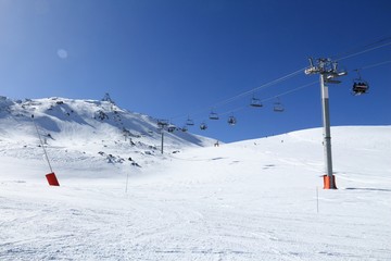 French Alps skiing