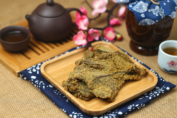 jerky beef in wooden plate