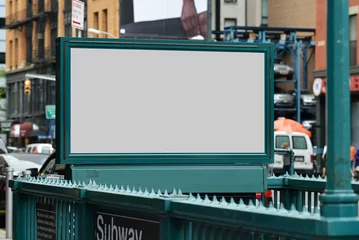 Foto op Plexiglas Aanplakbord voor ingang van de metro © jStock
