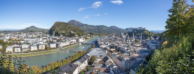 Salzburger Altstadt im Herbst, Panorama