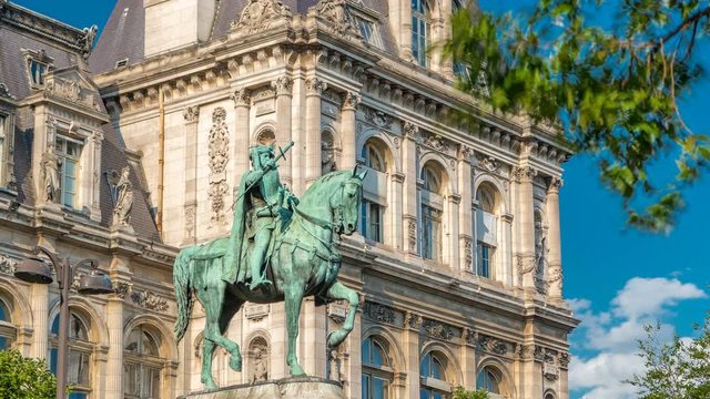The bronze statue of Etienne Marcel proudly standing beside the Hotel de Ville timelapse, Paris, France