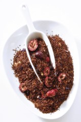 Rooibos tea mixture with yoghurt, blueberries, cranberries and cornflower petals
