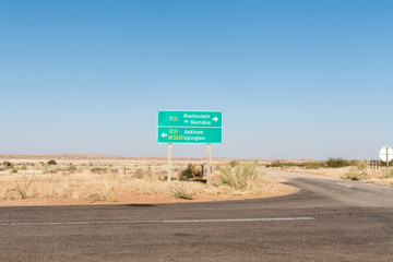 Turn-off to Groot Mier in the Northern Cape Province
