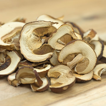 Getrocknete Steinpilze,  Dried mushrooms