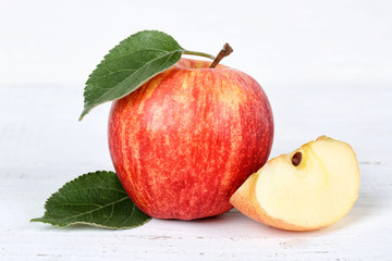 Apfel rot Obst Frucht Früchte auf Holzplatte