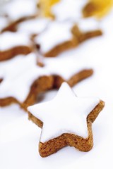 Cinnamon stars