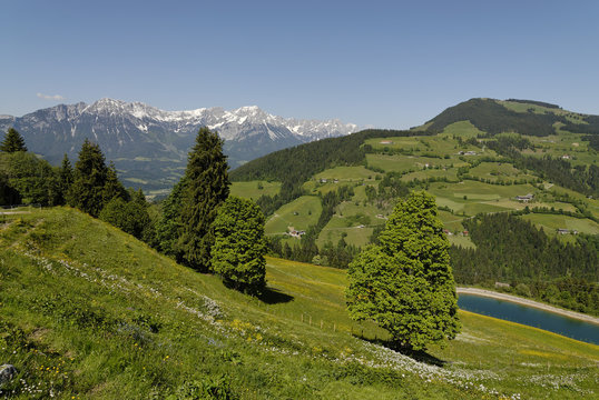 From the Hohen Salve near Soell to the tyrolian Apls Austria