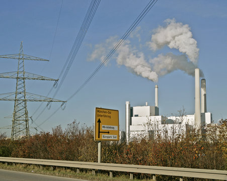 Electrical tower with generating plant, Munich-Unterfoehring, Bavaria, Germany, Europe
