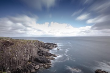 Fototapeta na wymiar Coastline on the Atlantic, Dingle Peninsula, County Kerry, Republic of Ireland, Europe