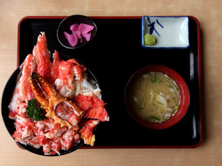 Hokkaido Crab meat on the rice