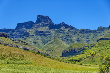 Naklejka premium Three big rock peak in Drakensberg mountain, South Africa
