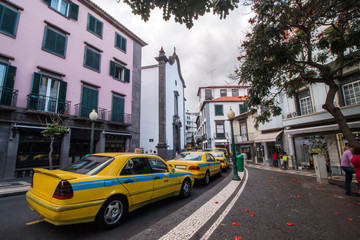 Fototapeta na wymiar Funchal city urban view